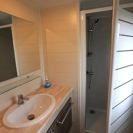 Camping Oase Praha Zlatniky (Central Bohemian)